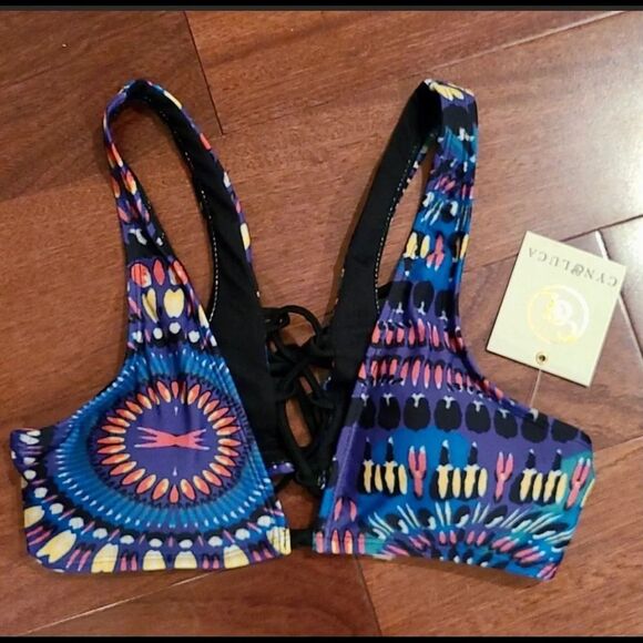 Cyn‎ & Luca Taylor Tahitian Tie Dye Bikini Top Large NWT - Picture 1 of 11